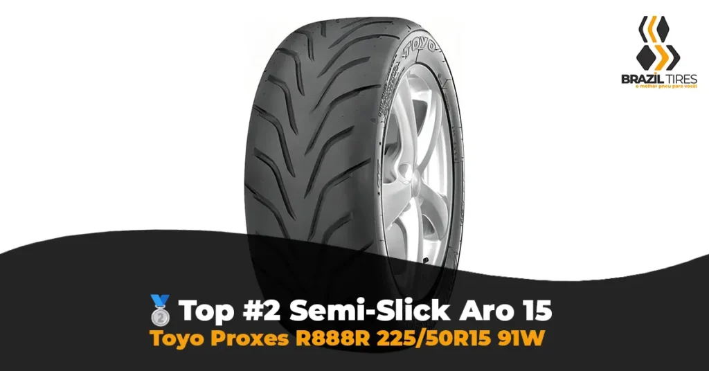 Pneu Toyo R888 R15 com design de banda de rodagem otimizado para aderência a seco, disponível na medida pneu 225/50 R15.